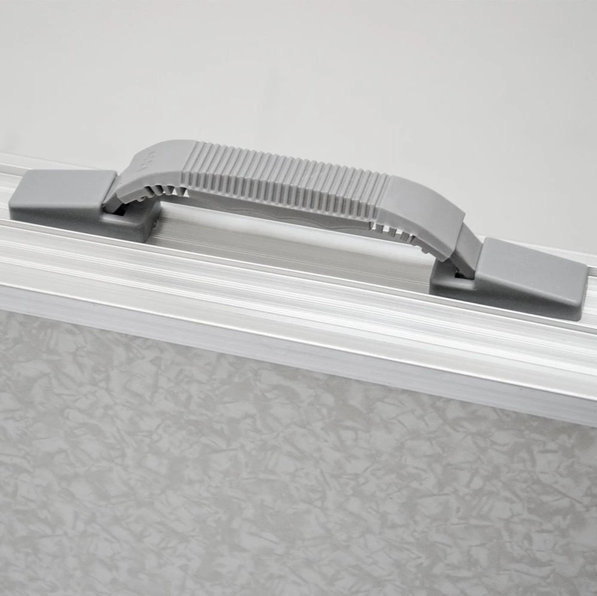 Inklapbare, In Hoogte Verstelbare Campingtafel 120x60x70cm Incl. 4 Inklapbare Krukken Campingtafel S - Afbeelding 8