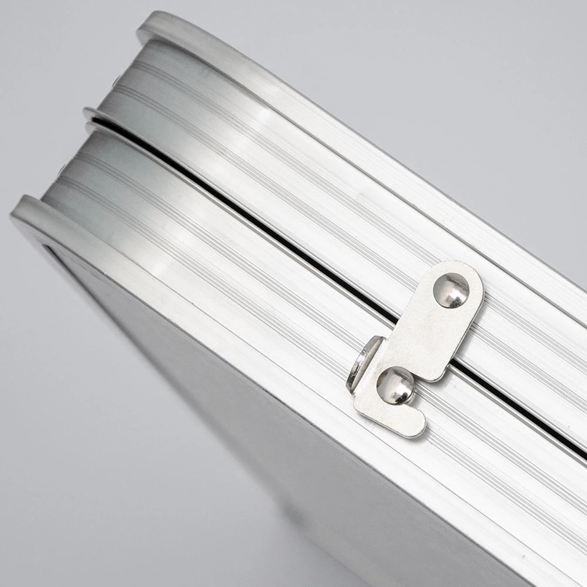 Inklapbare, In Hoogte Verstelbare Campingtafel 120x60x70cm Incl. 4 Inklapbare Krukken Campingtafel S - Afbeelding 7