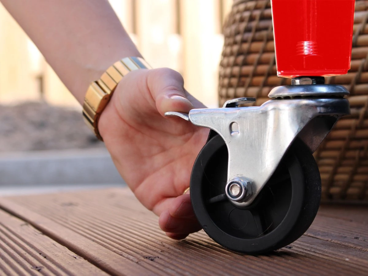 AXI Retro Cooler Rood - Koeler Met Wielen - 76L Inhoud - Koelbox Met Aftapkraan - Afbeelding 3